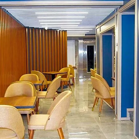 Hotel Grand