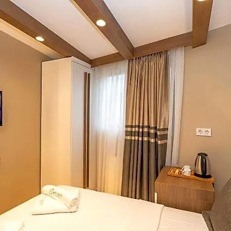 Hotel Grand